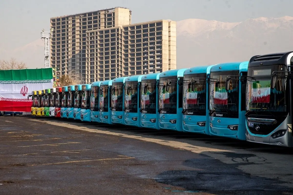 (تصاویر) رونمایی از اتوبوس‌های جدید برقی در تهران