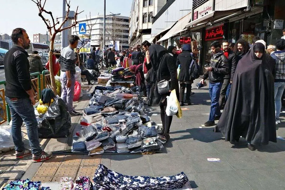 اجاره ۶۰ میلیون تومانی پیاده‌رو‌ها در اطراف پارک لاله