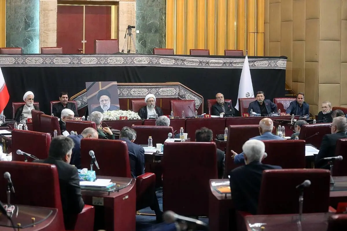 مجمع مصلحت نظام در آستانه تصمیم بزرگ؛ پایانِ خود تحریمی