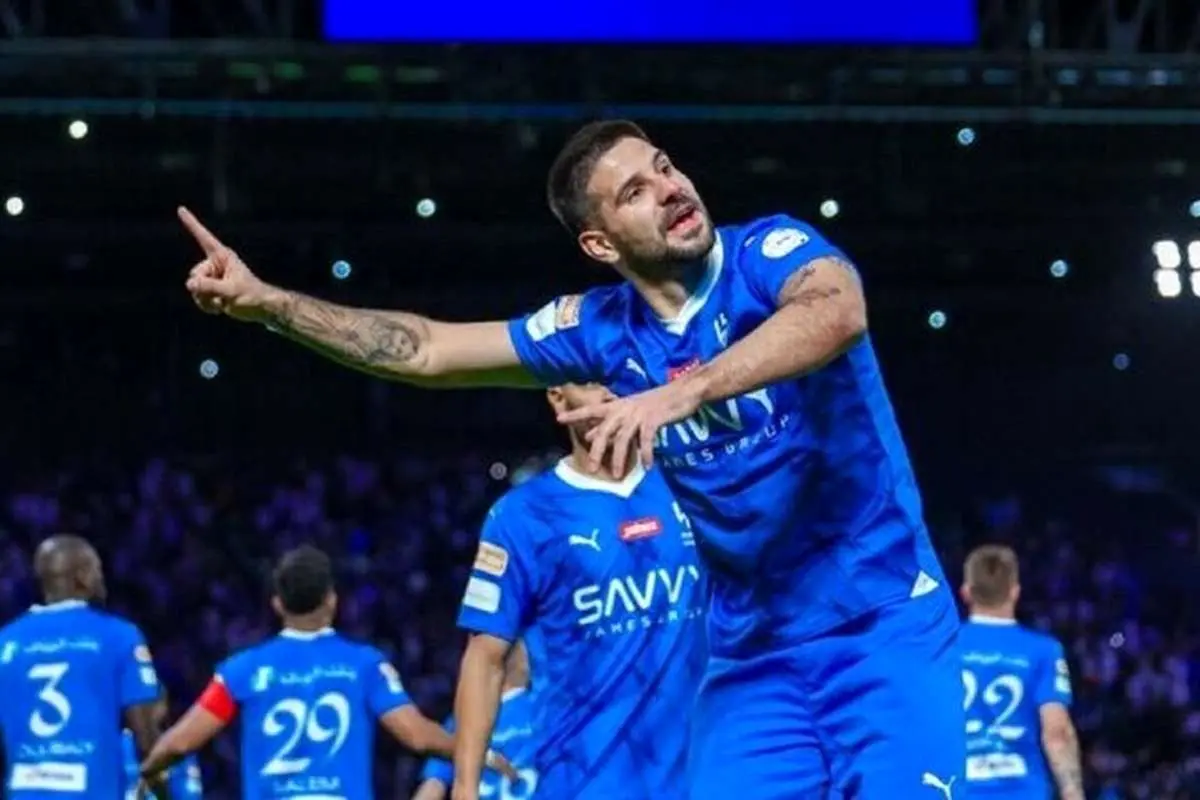 بمبافکن الهلال برابر پرسپولیس بازی میکند؟