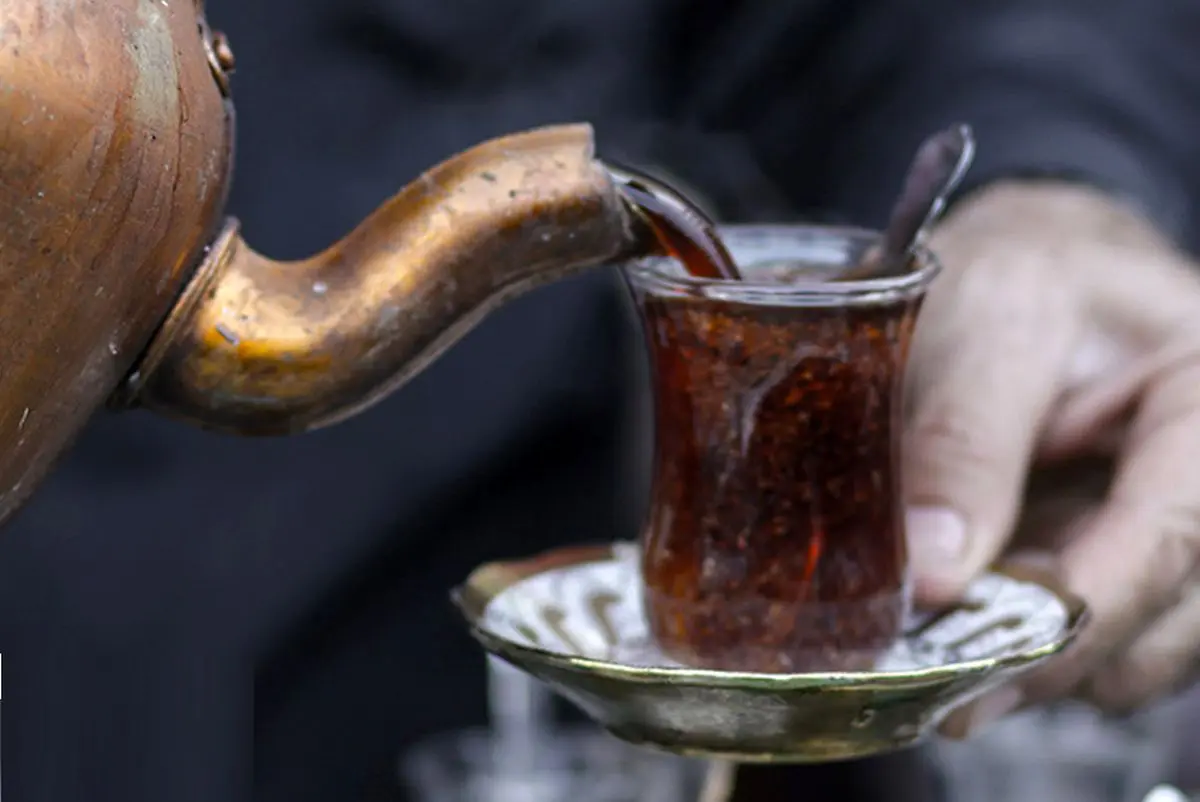 پذیرایی با چای مسموم برای سرقت