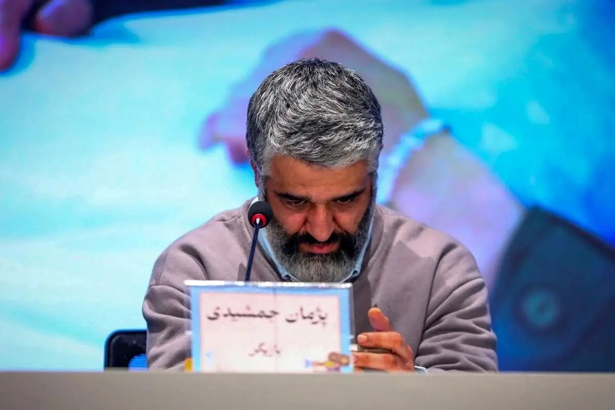 (ویدیو) کنایه پژمان جمشیدی به دولت: دلار شده ۸۳ تومان، آقای پزشکیان چه شد؟