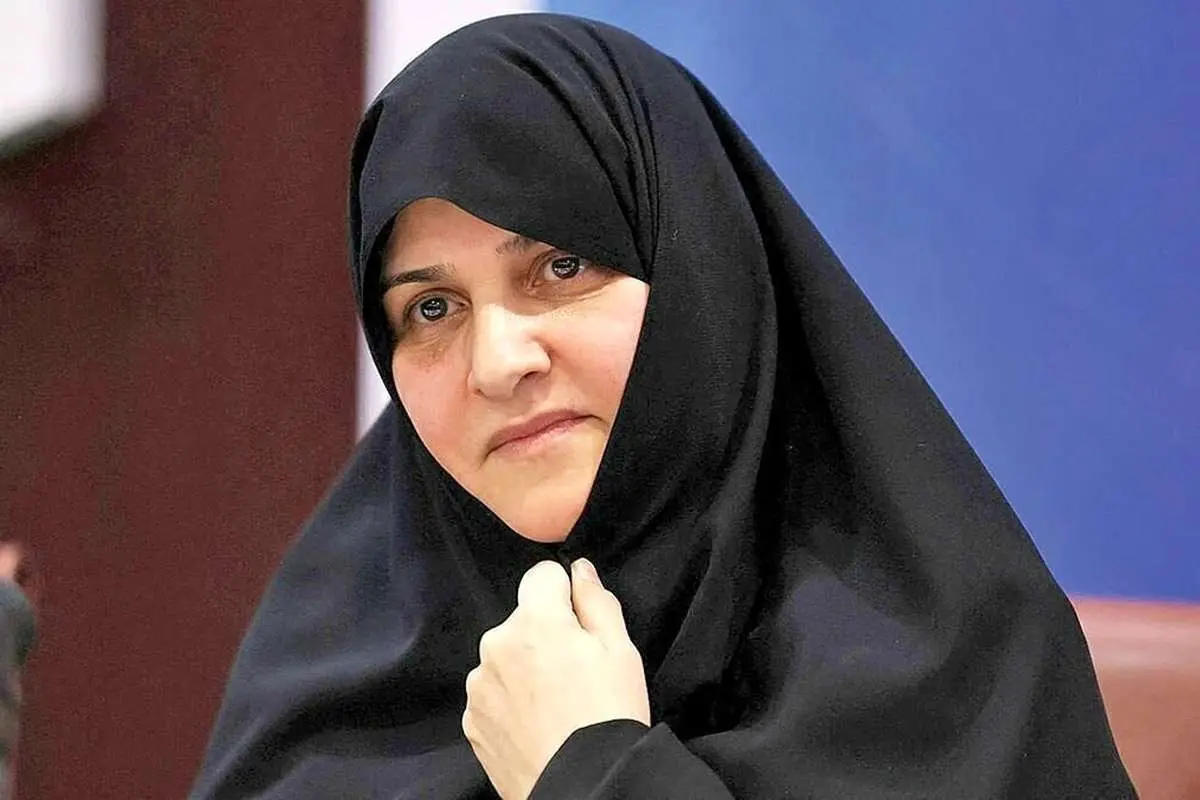 تصویری از حاشیه دیدار همسر مرحوم رئیسی با همسر رئیس جمهوری عراق در بغداد