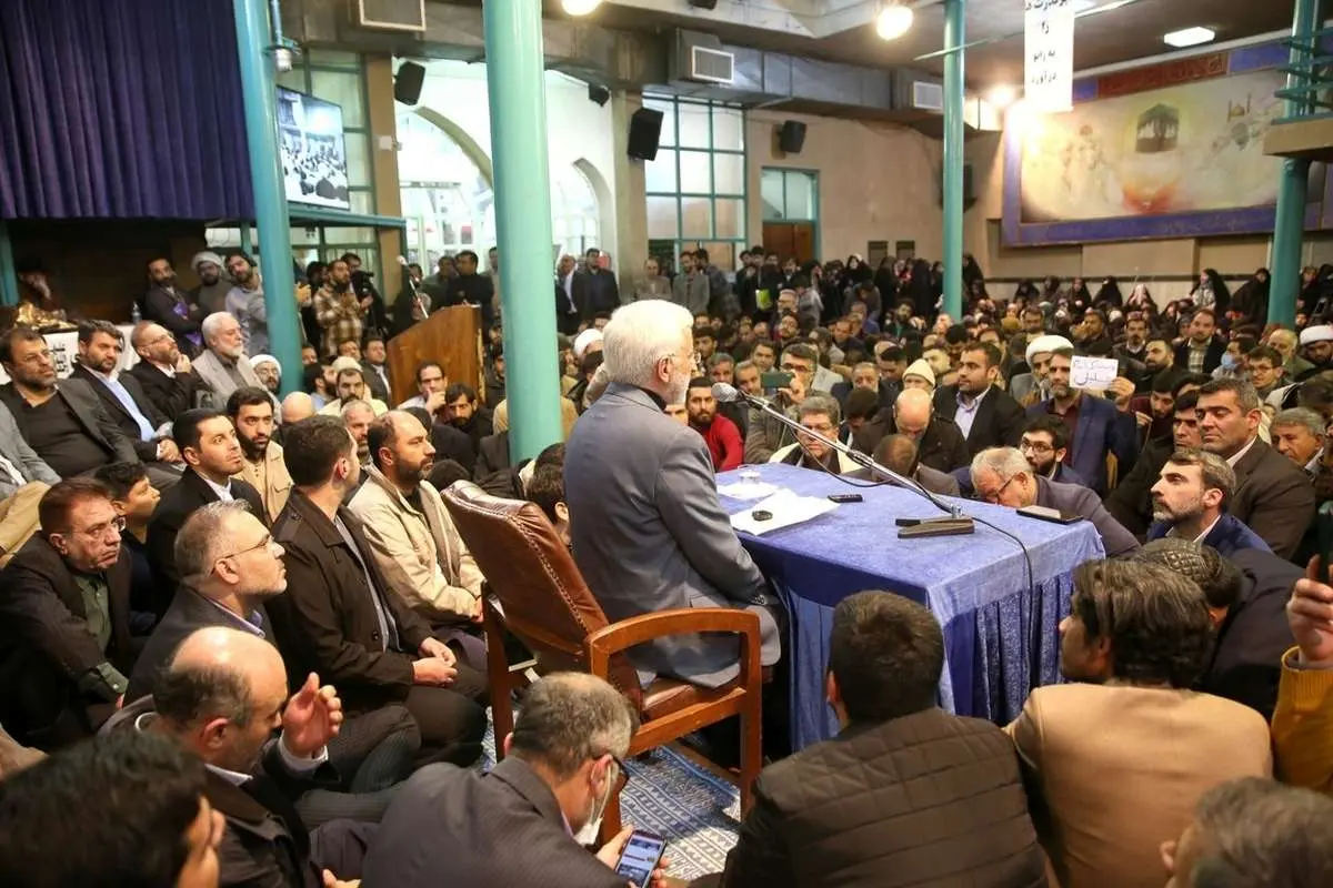 (تصاویر) گردهمایی سعید جلیلی با فعالان ستاد انتخاباتیاش