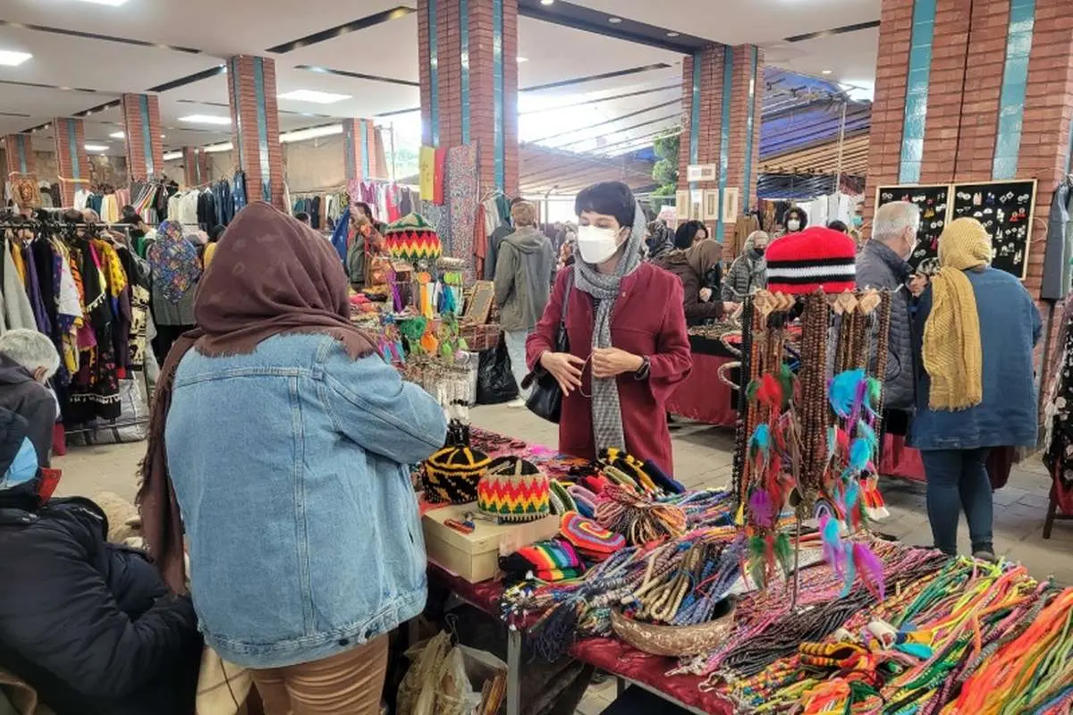 جمعه بازار پروانه کجاست: ارزانترین لباسها برای عید در انتظار شما!