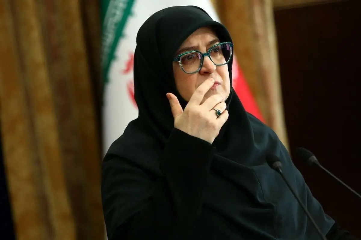 توئیت فاطمه مهاجرانی درباره پیروزی انقلاب اسلامی