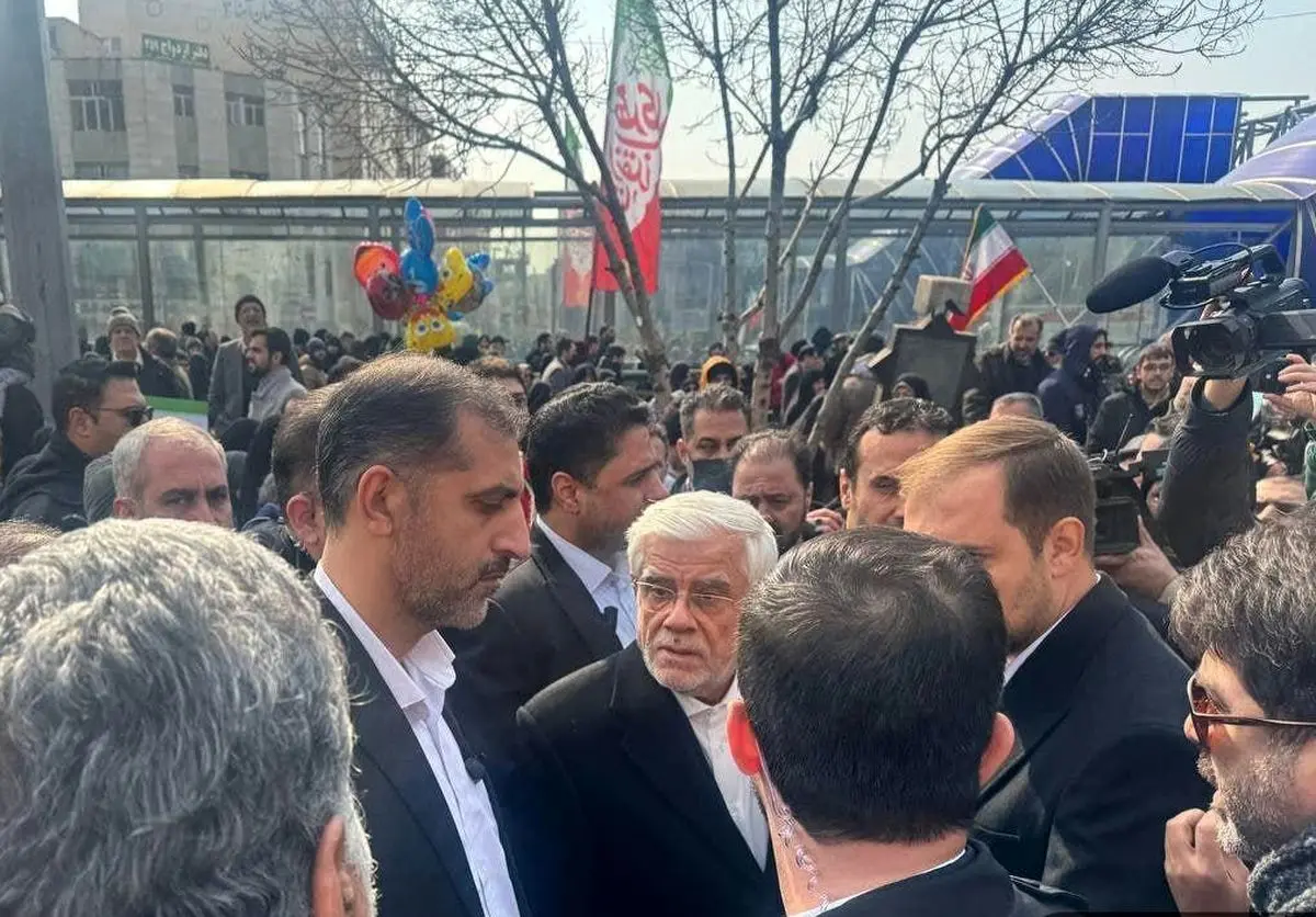 عارف: آمریکا هیچگاه مورد اعتماد نبوده و نیست