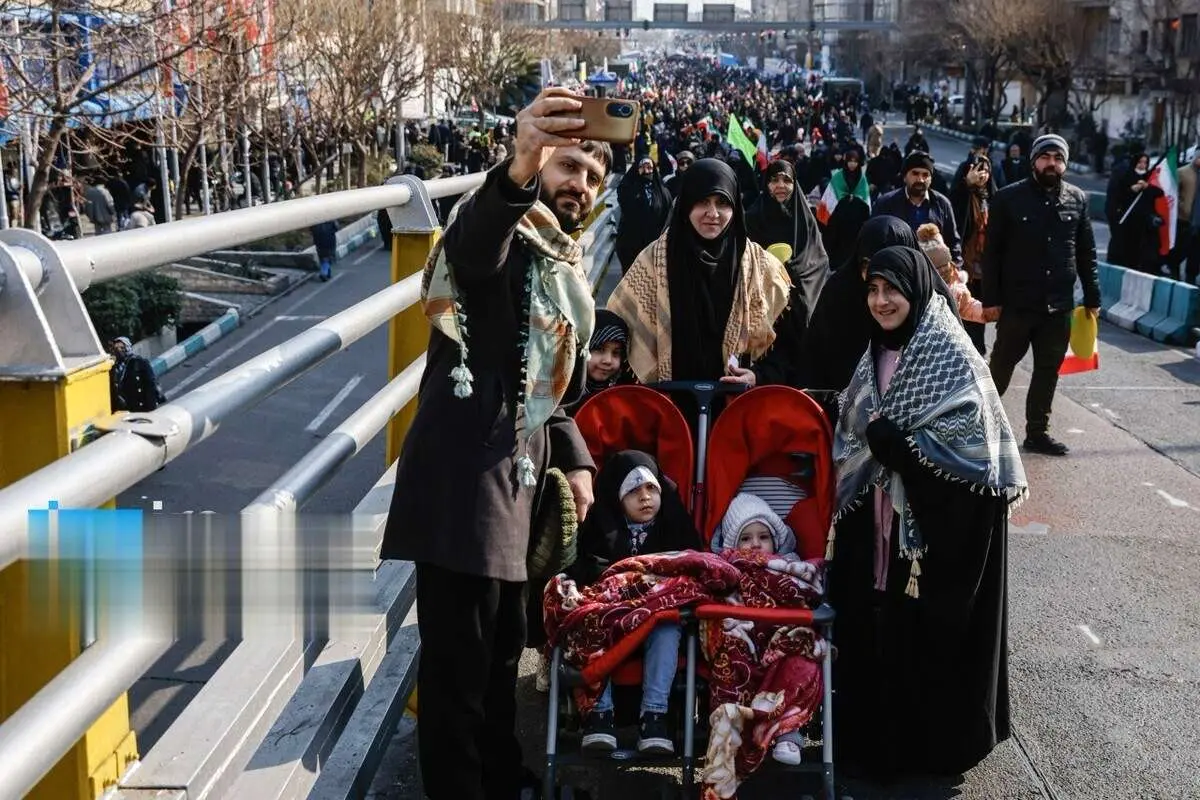 (تصاویر) راهپیمایی بیست و دوم بهمن ماه ۱۴۰۳