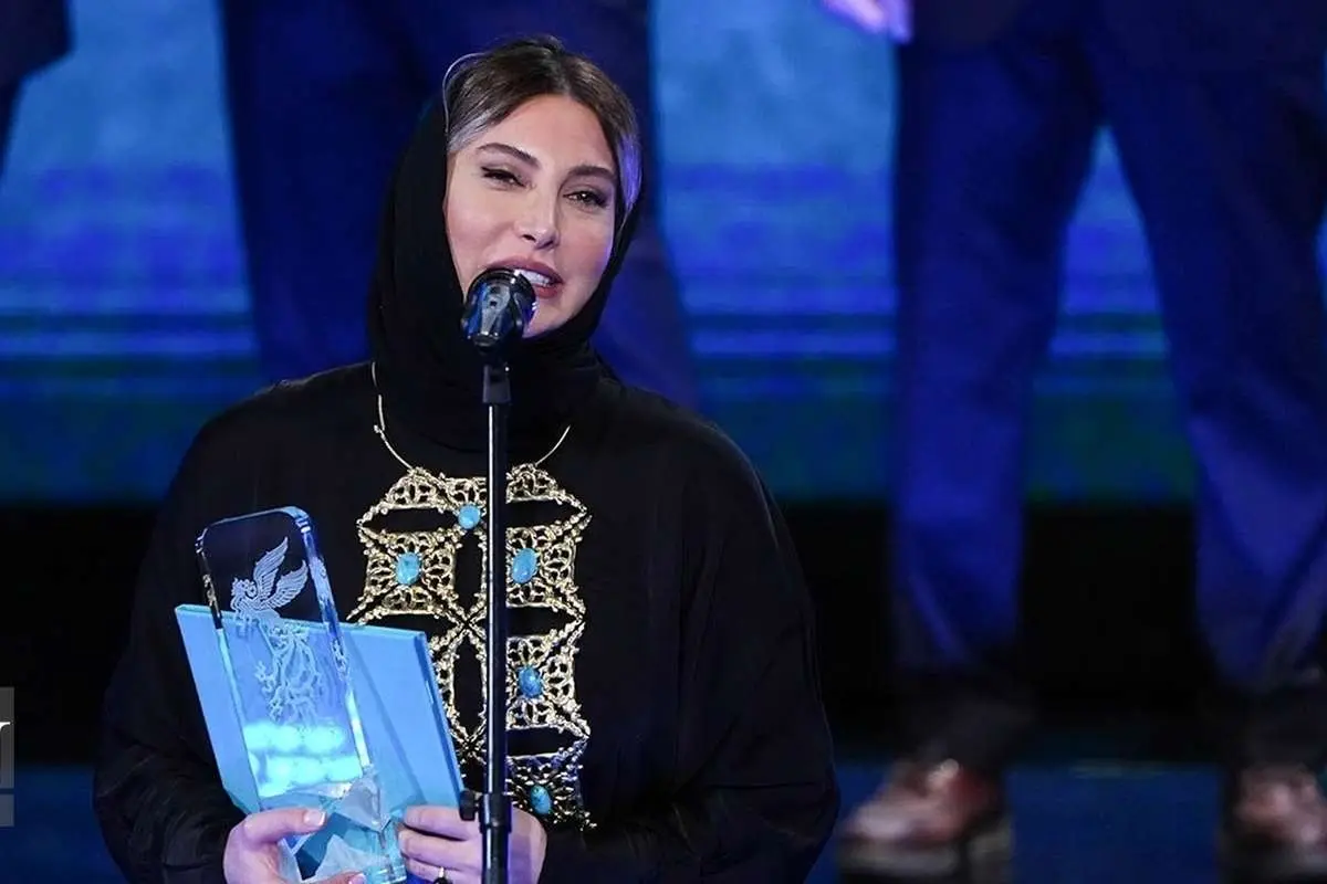 (ویدئو) فریبا نادری: سیمرغ را به مادر، همسر و دخترم تقدی میکنم