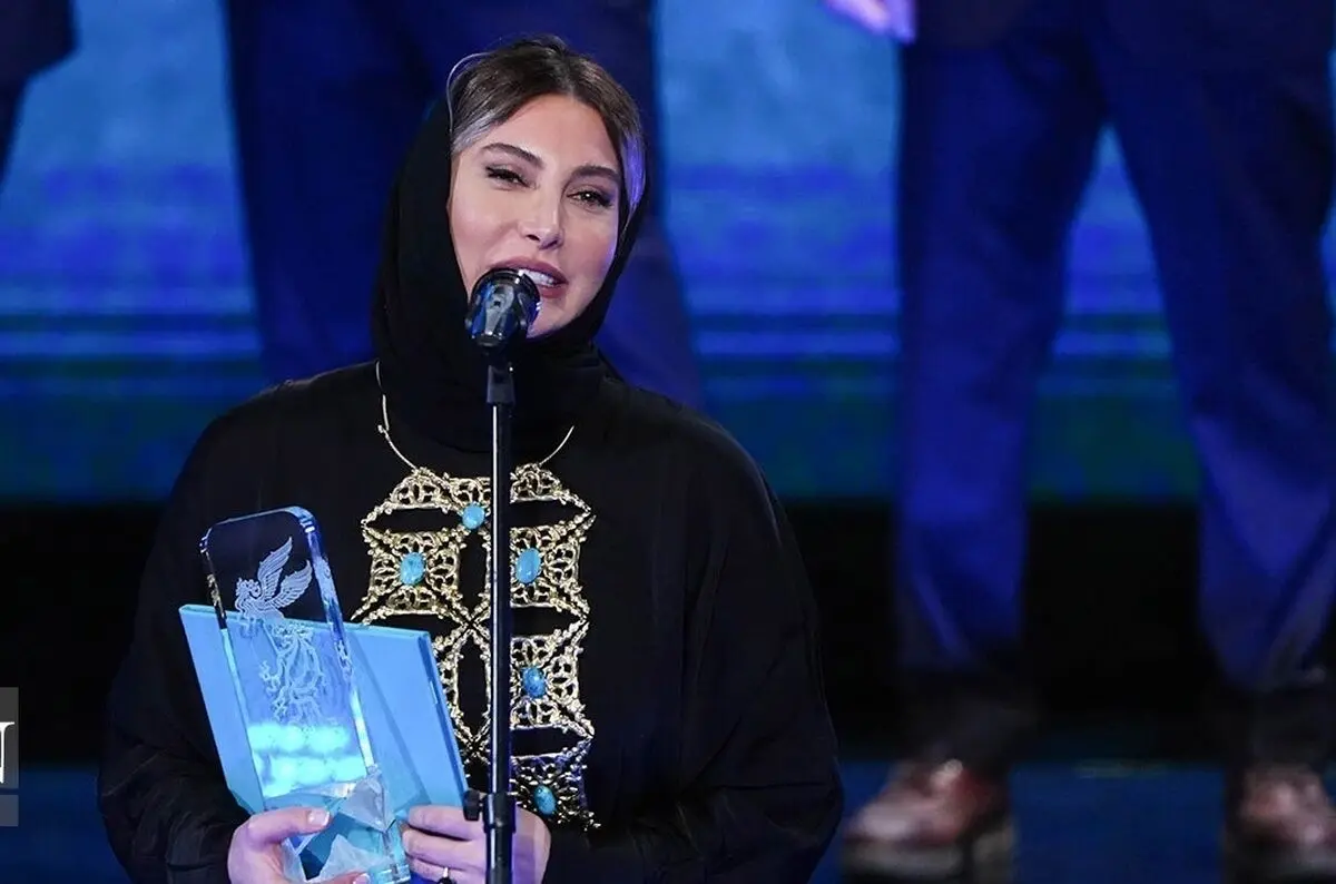 (ویدئو) فریبا نادری: سیمرغ را به مادر، همسر و دخترم تقدی می‌کنم