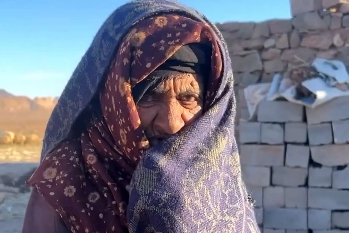 دردناکترین ویدئوی سال؛ سهم این پیرزن از دنیا یک متر جای گرم هم نبود