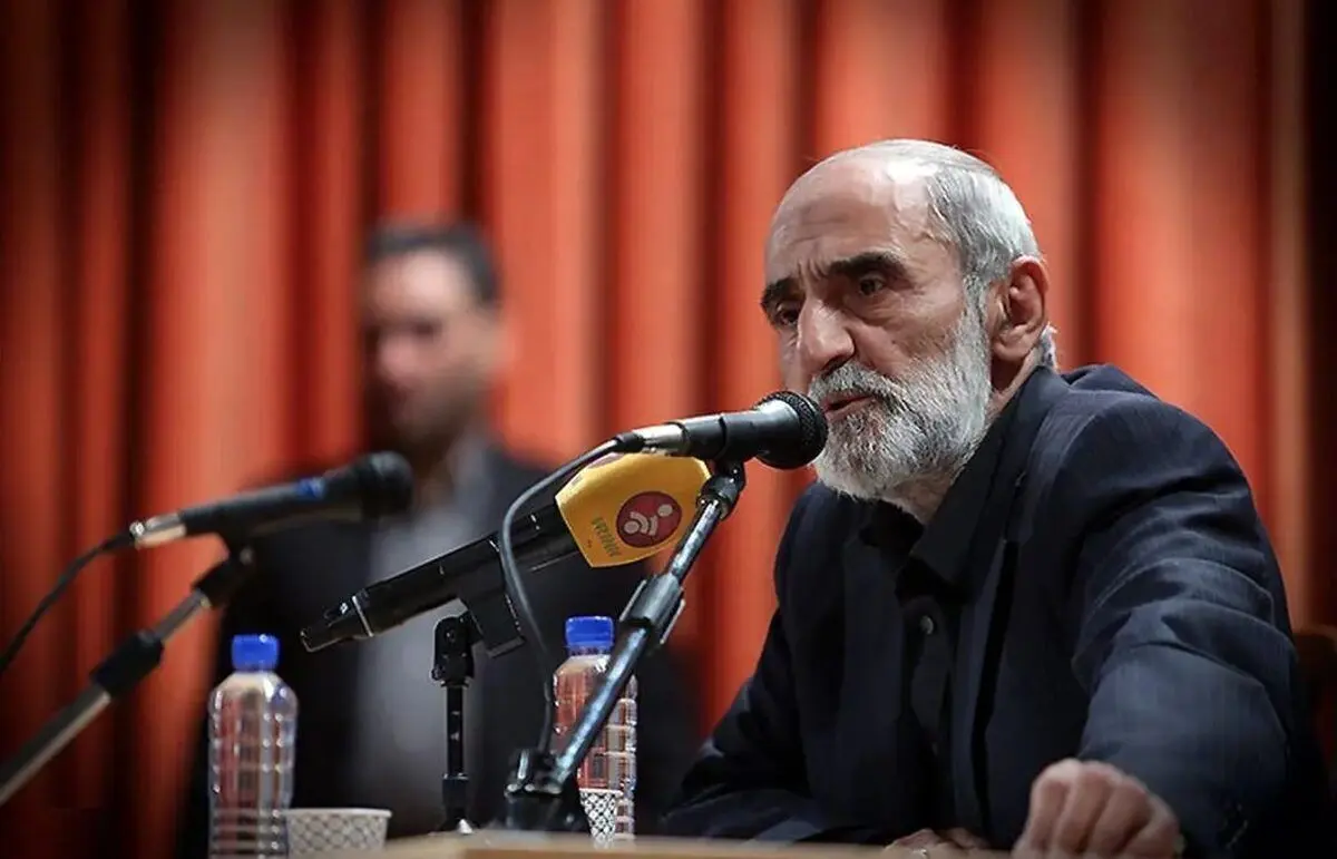 حسین شریعتمدرای: قبل از ترامپ شخصی خیلی زرنگ‌تر بود، اما شنا بلد نبود!