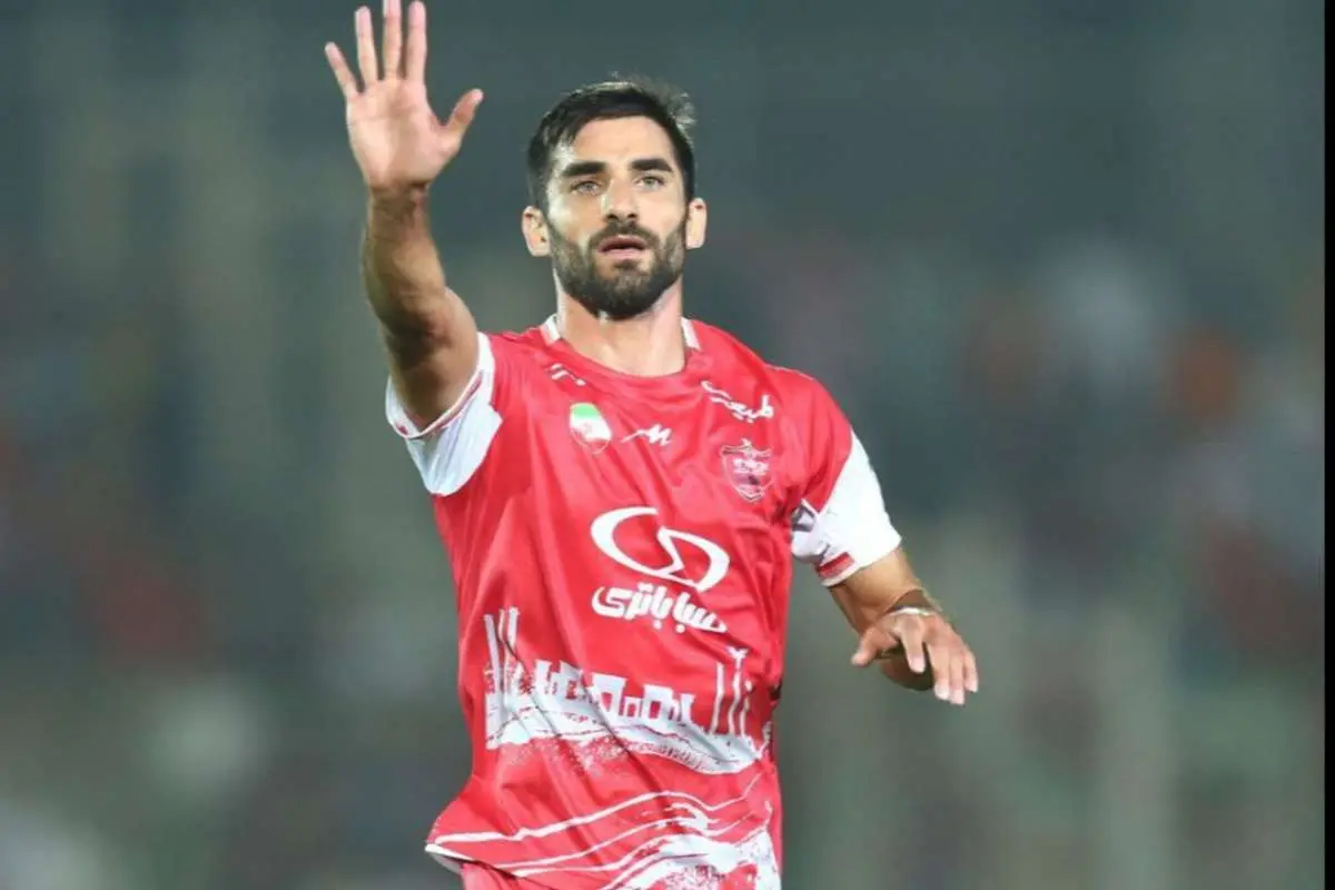 (ویدیو) میلاد محمدی، گرانترین تماشاگر مسابقات پرسپولیس!