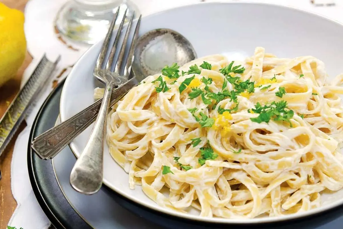 طرز تهیه ۳ مدل ماکارونی فوری با فوتوچینی