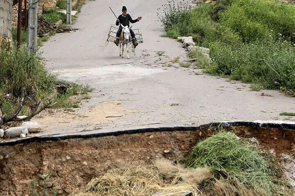 رانش زمین در بابل؛ راه ۷۵ روستا قطع شد