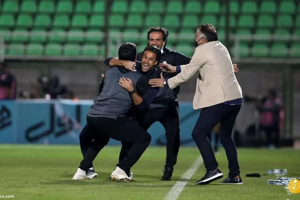 (عکس) سلفی زوج محبوب قهرمانی استقلال