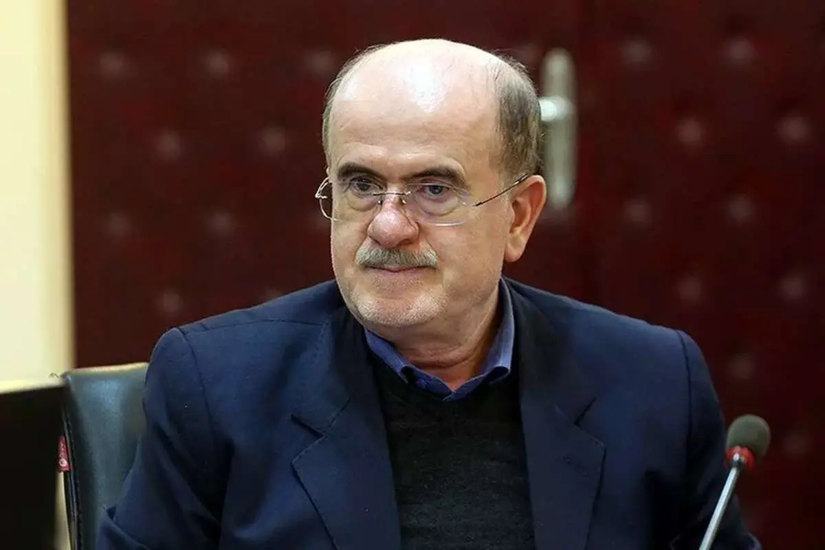 عضو کمیسیون برنامه: استیضاح هیچ یک از وزرا در ماههای آغازین فعالیت دولت به صلاح نیست