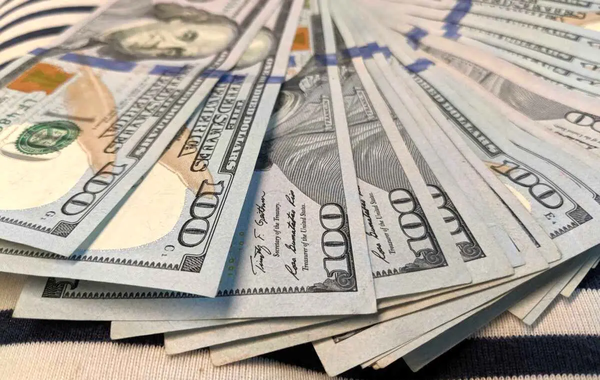 برداشت یک میلیارد دلاری از صندوق توسعه ملی برای پرداخت کالابرگ