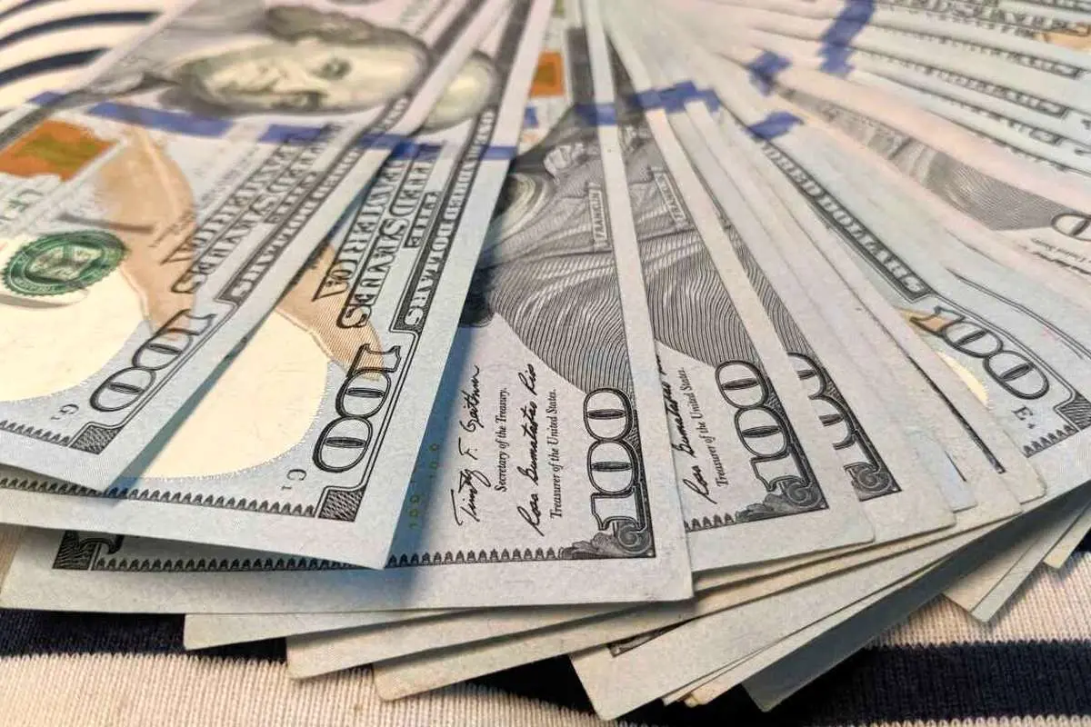 برداشت یک میلیارد دلاری از صندوق توسعه ملی برای پرداخت کالابرگ