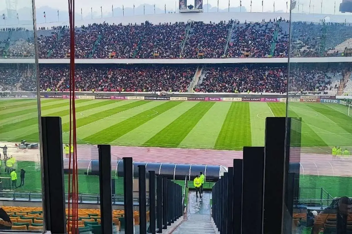 هواداران پرسپولیس صدرنشین آسیا
