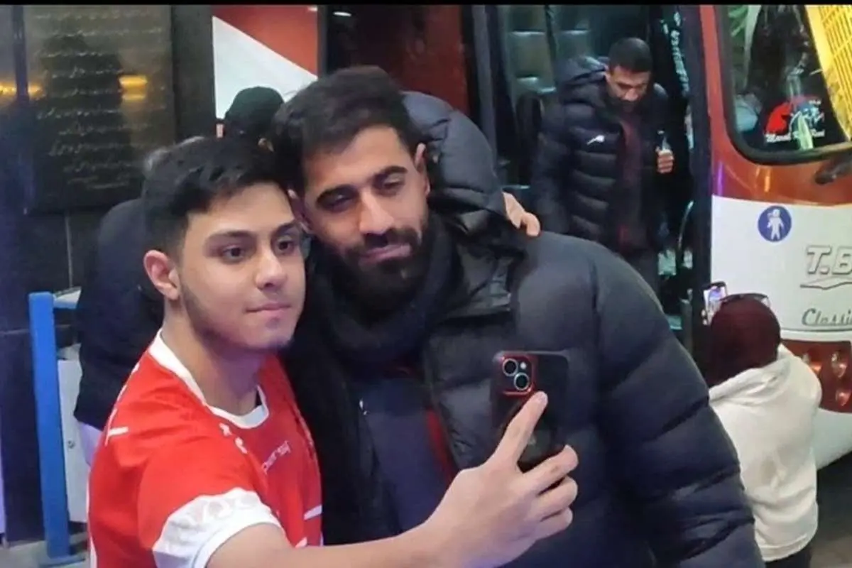 فرود پرسپولیسیها در اصفهان