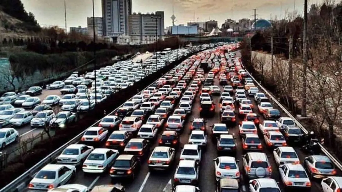 ترافیک پرحجم و سنگین در معابر تهران