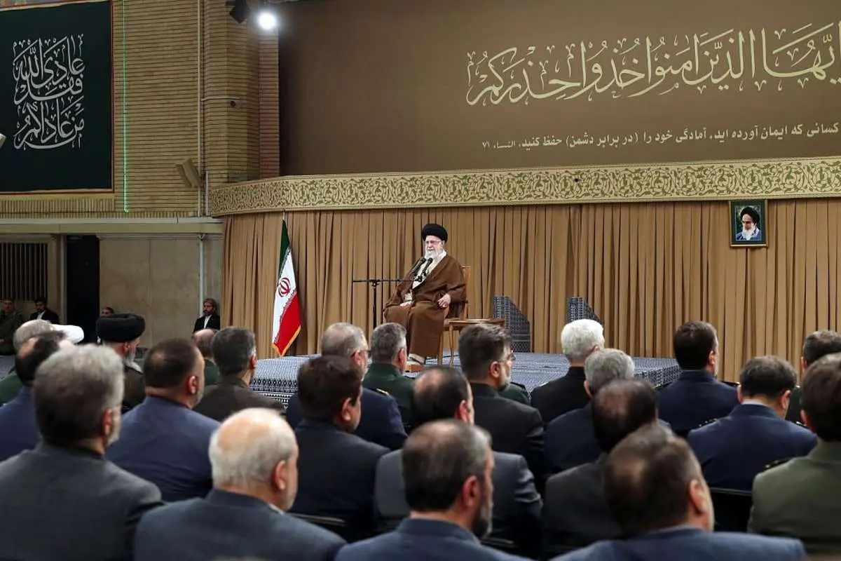 (ویدئو) رهبر انقلاب: پیشرفت‌ها در همۀ بخش‌های نظامی ادامه یابد