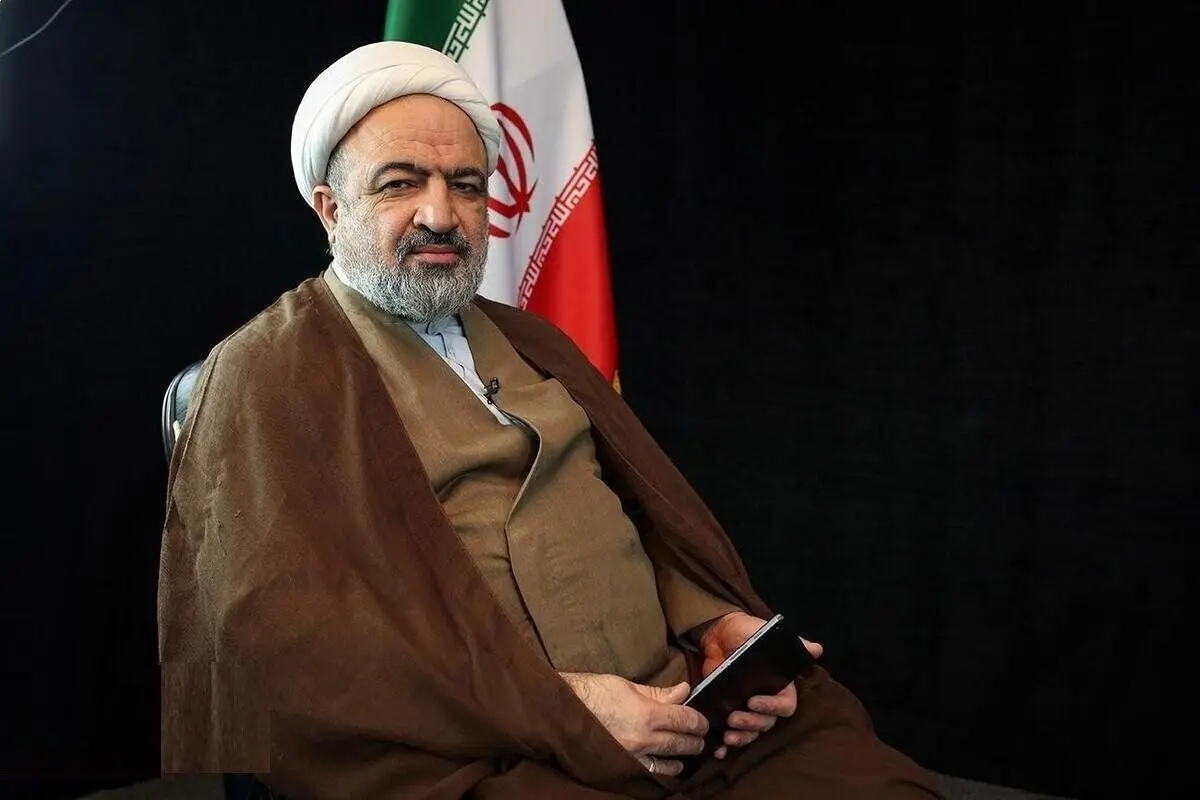 (ویدئو) رسایی جلسه غیرعلنی را منتشر کرد: همتی را استیضاح نه؛ محاکمه کنید!