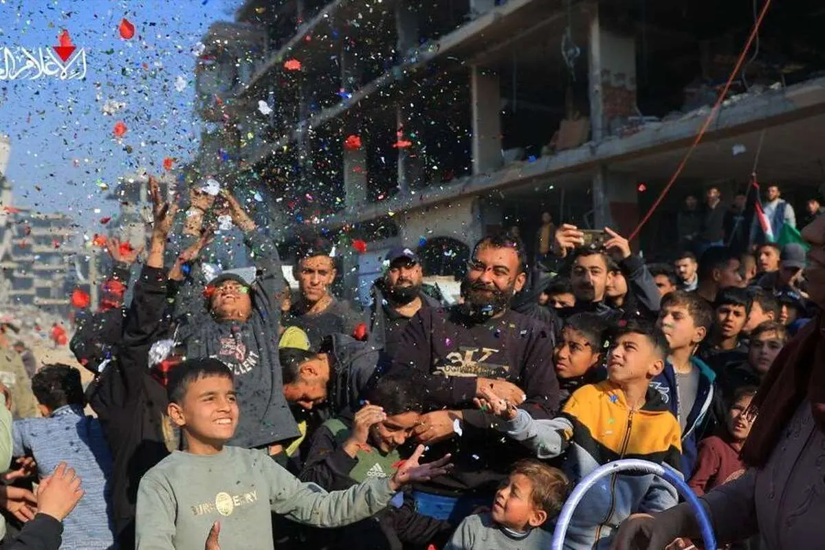 آزادی ۸۰۰ اسیر فلسطینی در هفتمین دور از تبادل اسرا