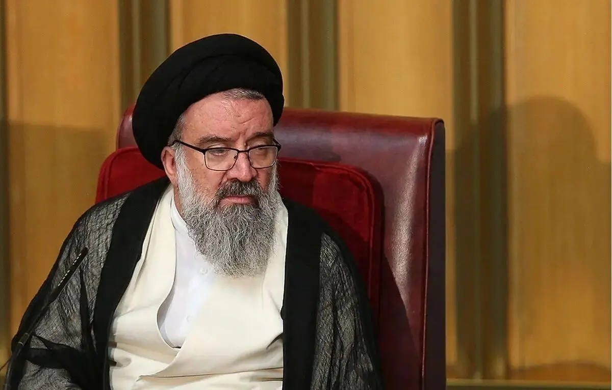 سید احمد خاتمی: با مذاکره با آمریکا قطعاً مشکلات کشور بیشتر خواهد شد