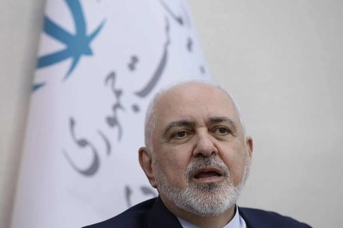 ظریف: به جلسه دولت می‌روم تا شایعه عزل من تقویت نشود؛ البته بدم نمی‌آید این شایعه به حقیقت بپیوندد!