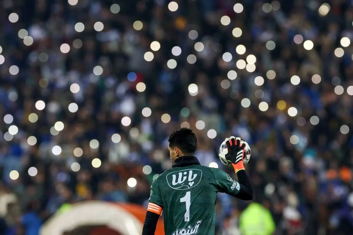 آیا همه‌ی مسئولان مملکت پرسپولیسی هستند؟