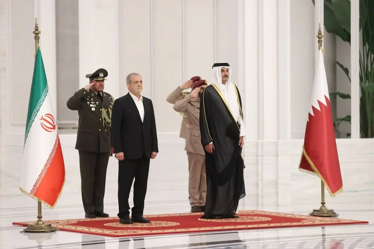 (ویدئو) استقبال رسمی رئیس‌جمهور از امیر قطر