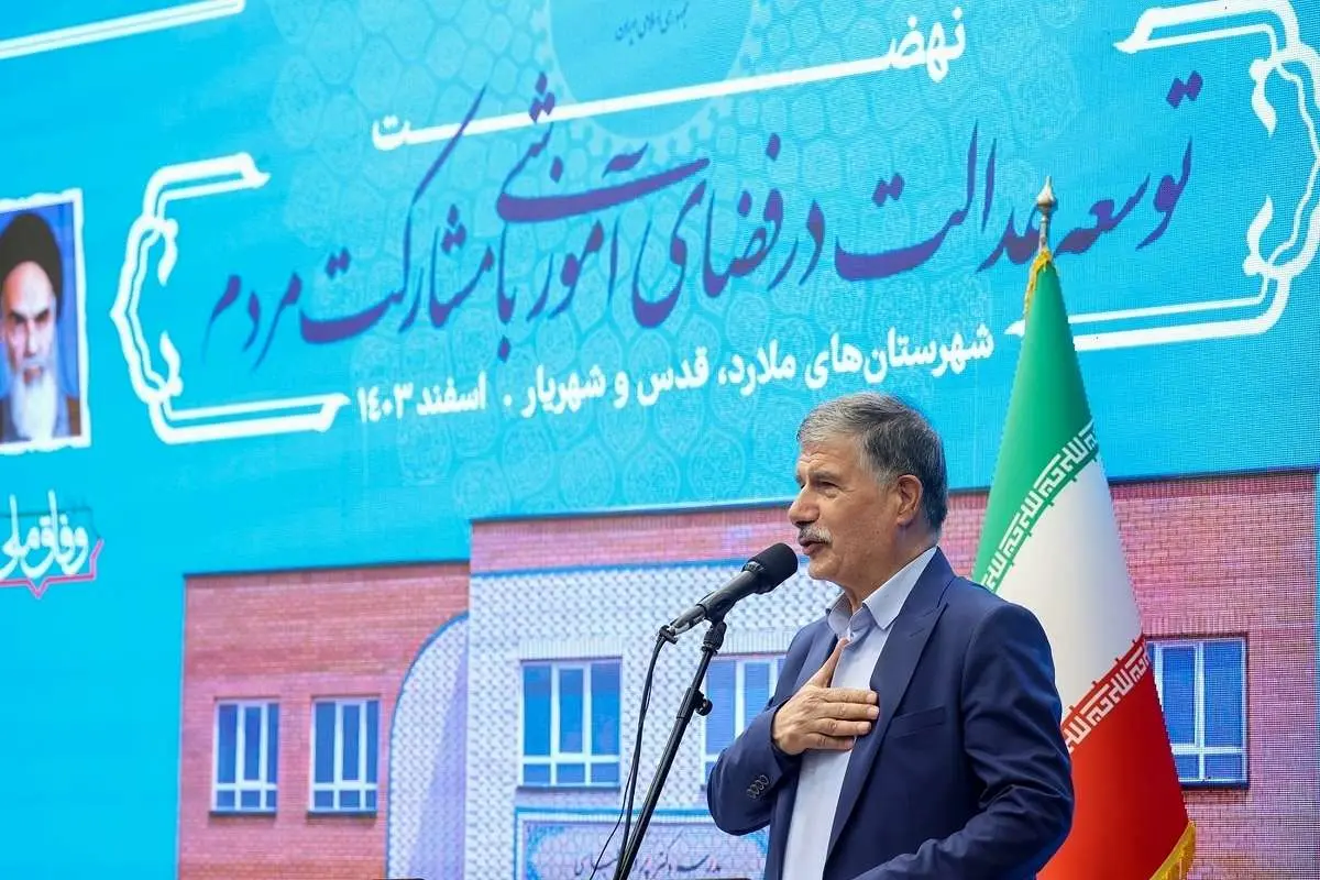 (ویدئو) عصبانیت خیّر مدرسهساز از چپچپ نگاه کردن مجری صداوسیما!