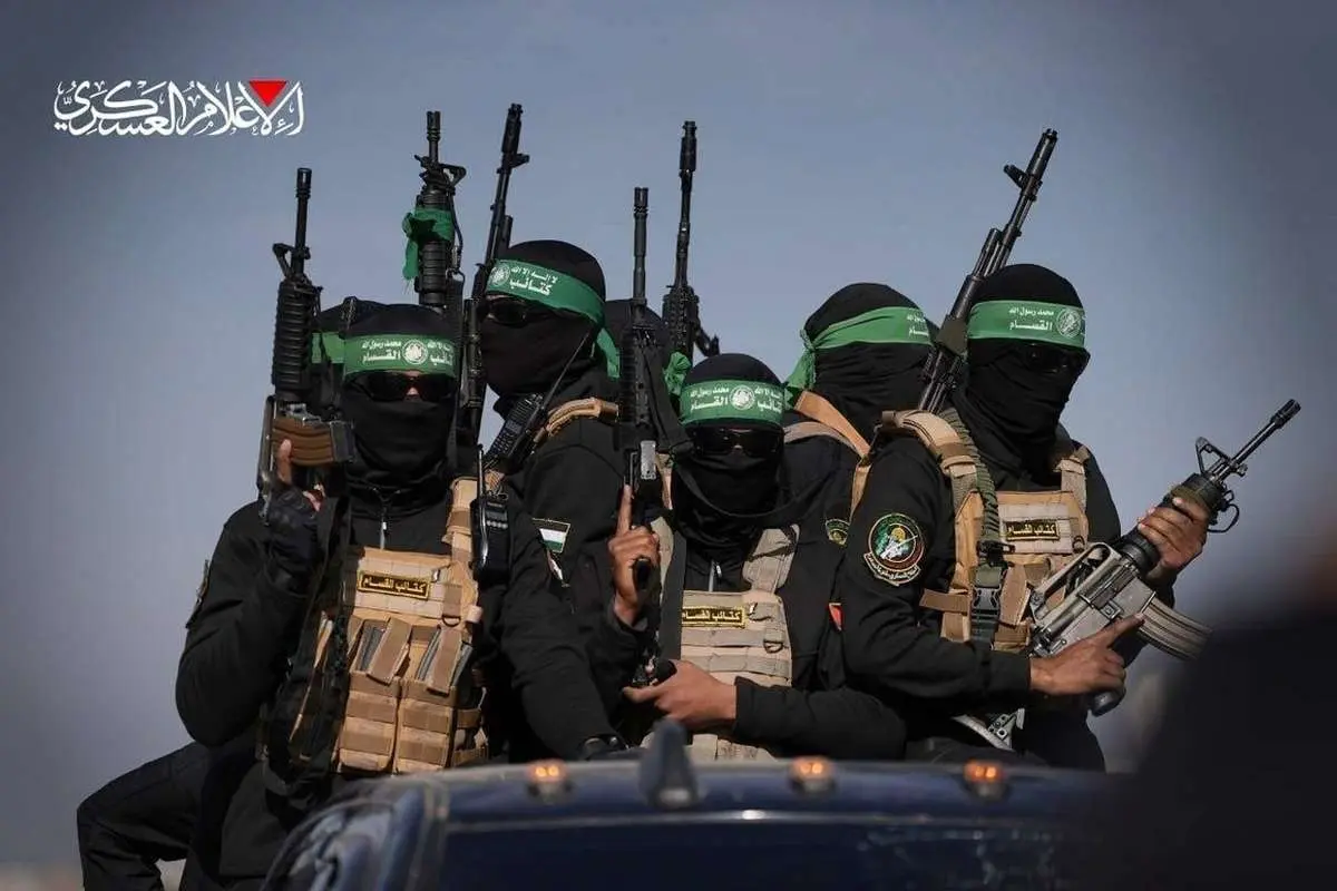 (ویدئو) اسلحه اسرائیلی در دست جنگجوی قسام