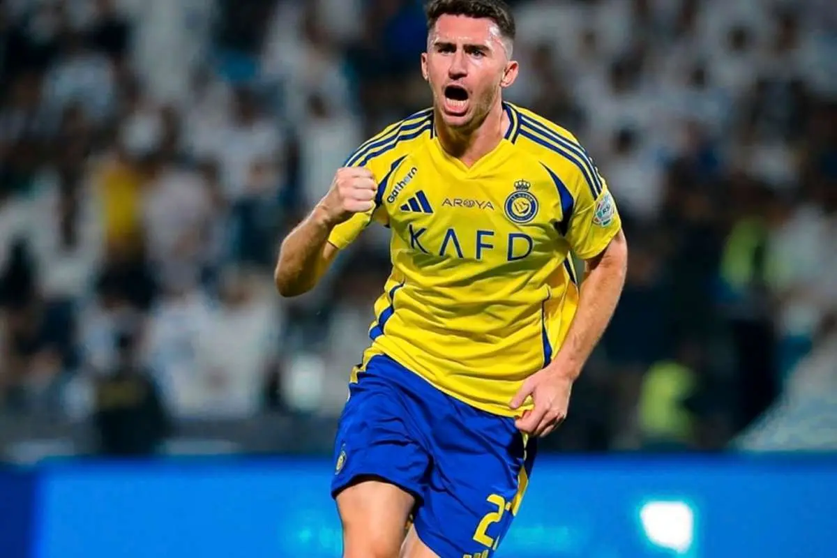 ستاره دفاعی النصر به استقلال رسید