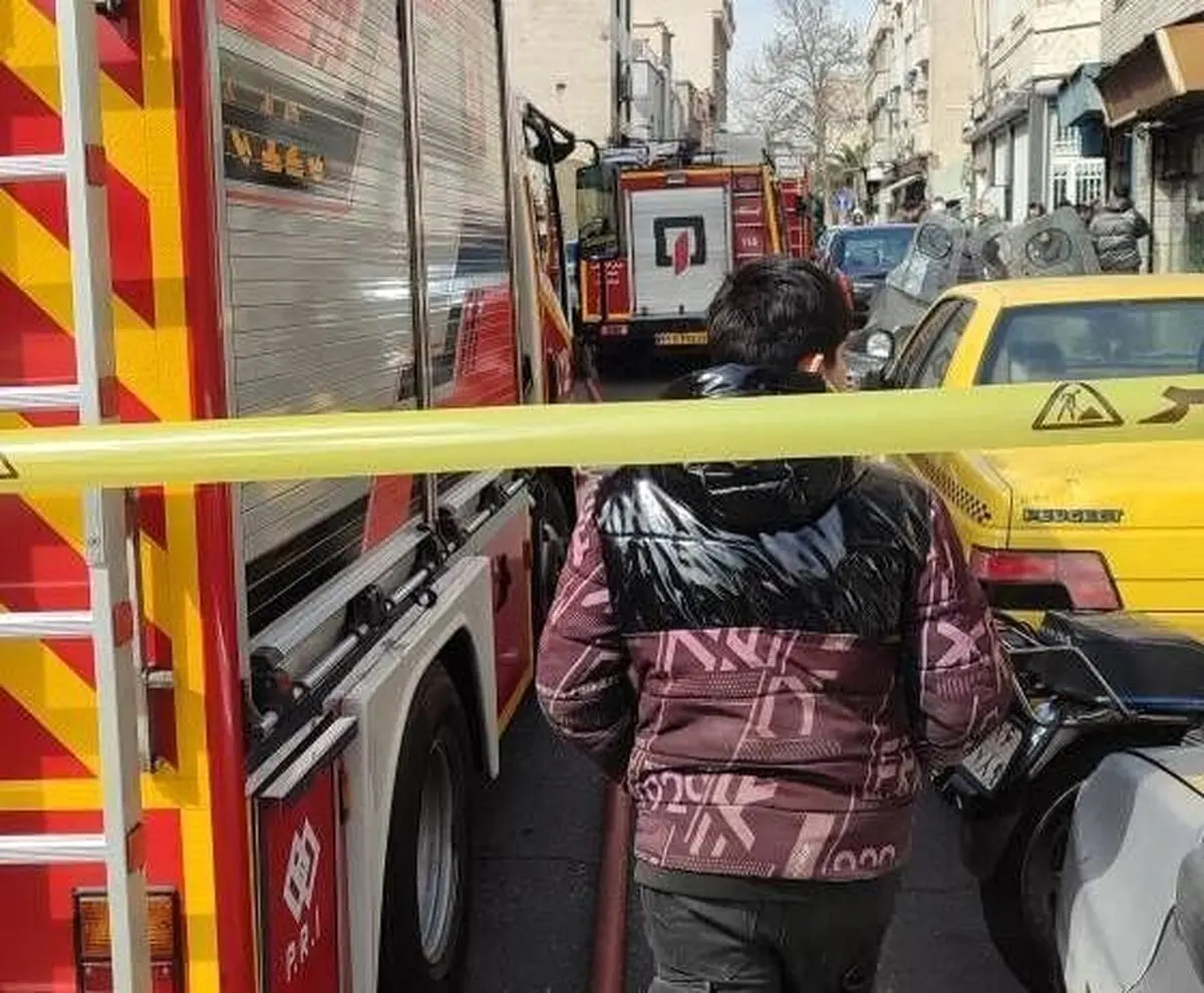 آتش سوزی کارگاه کفش در خیابان ظهیرالاسلام؛ ۲ کارگر فوت کردند