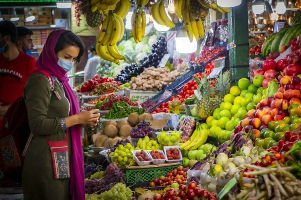 قیمت رسمی انواع میوه؛ چرا سیبزمینی ارزان نمیشود؟