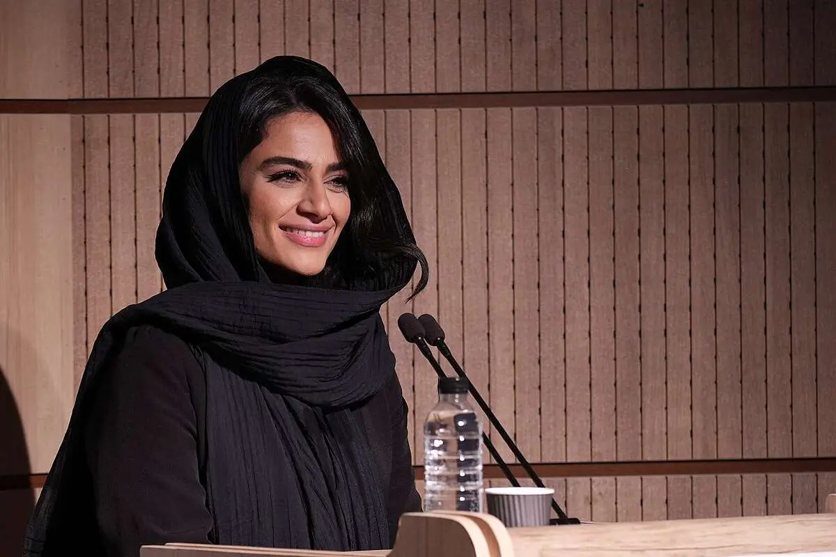 «هیوا سیفی‌ زاده» خواننده زن بازداشت شد؟