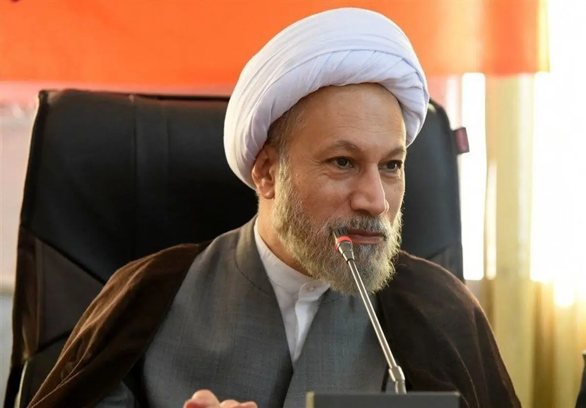 امام جمعه شیراز: وضعیت معیشتی امتحان سختی برای مردم ایران است