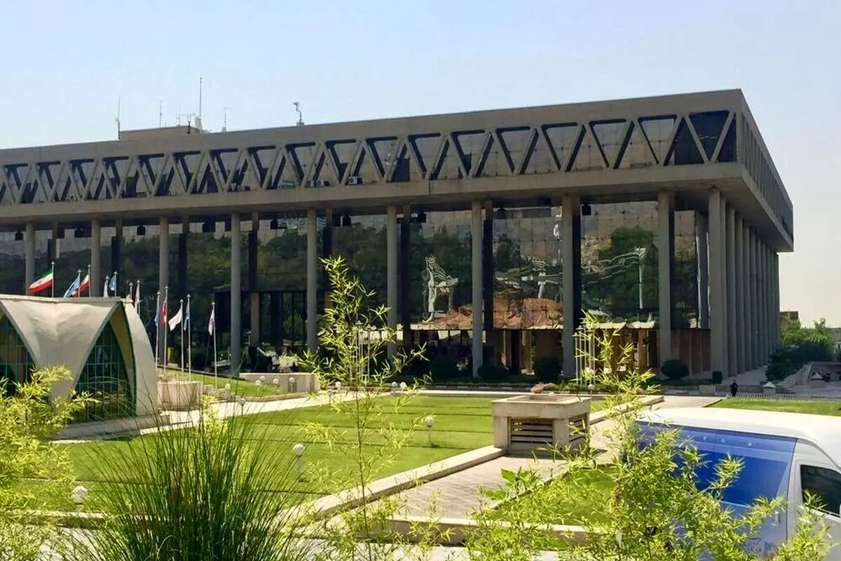 صداوسیما کدام حرف‌های پزشکیان را سانسور می‌کند؟؛ سخنان حسن روحانی حکایت از تنگ‌تر شدن دایره دارد