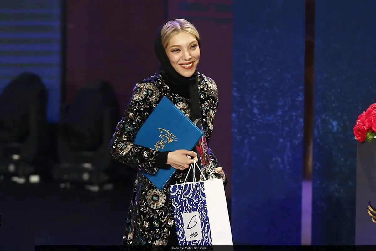 (ویدئو) حضور صدف اسپهبدی در جشن حافظ بدون آمادگی قبلی