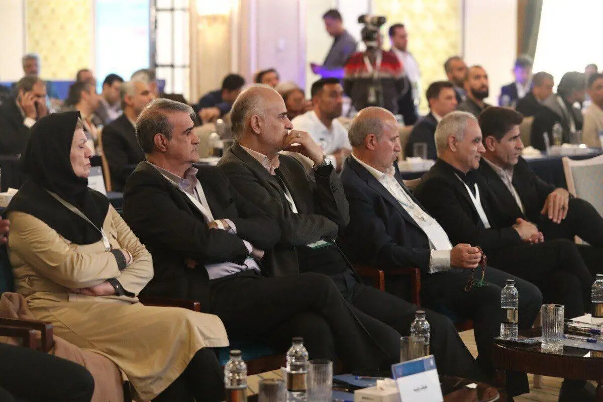 کابینۀ شکست فوتبال