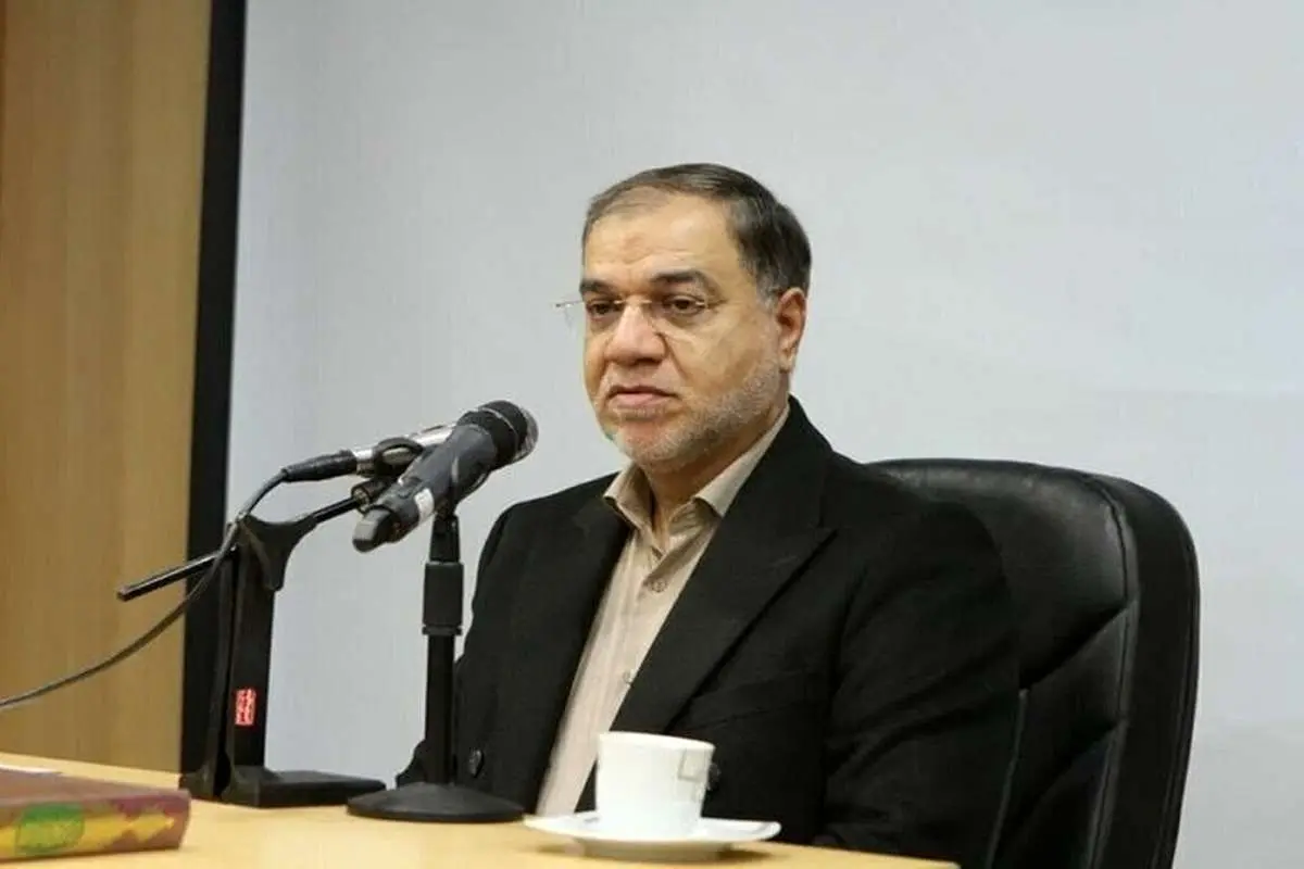 واکنش فضائلی به تحقیر زلنسکی توسط ترامپ؛ عبرت است برای کسانی که بوسه بر پنجهٔ گرگ را توصیه میکنند