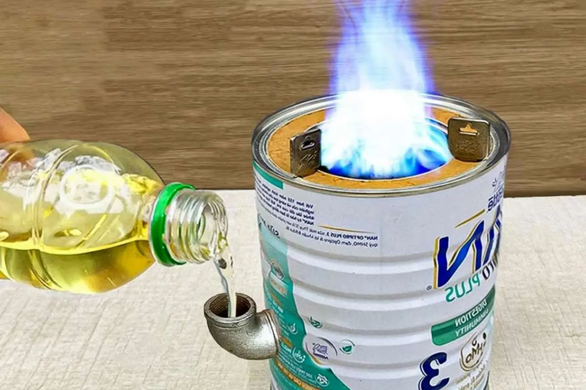 (ویدیو) نحوه ساخت اجاق گاز حرفه برای مسافرت با قوطی حلبی رب گوجه