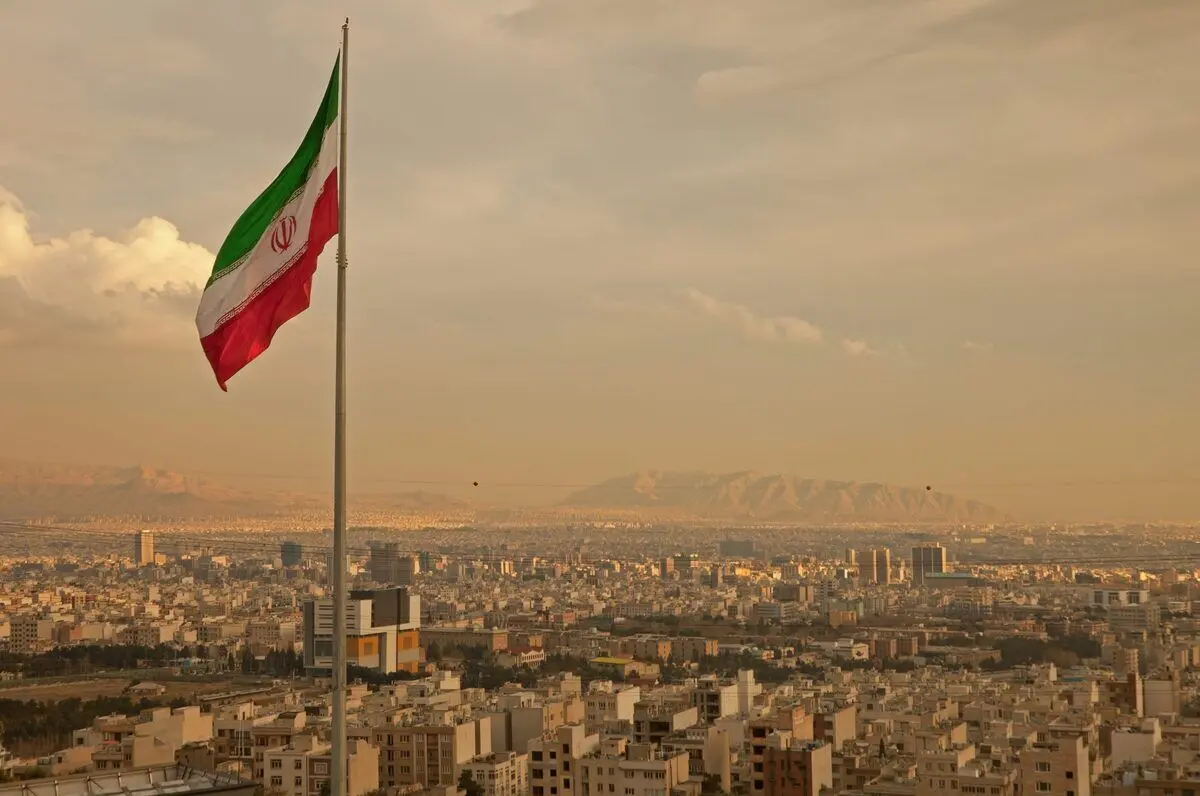 سال ۱۴۰۴؛ چشم انداز سال سختی که در پیش است؟