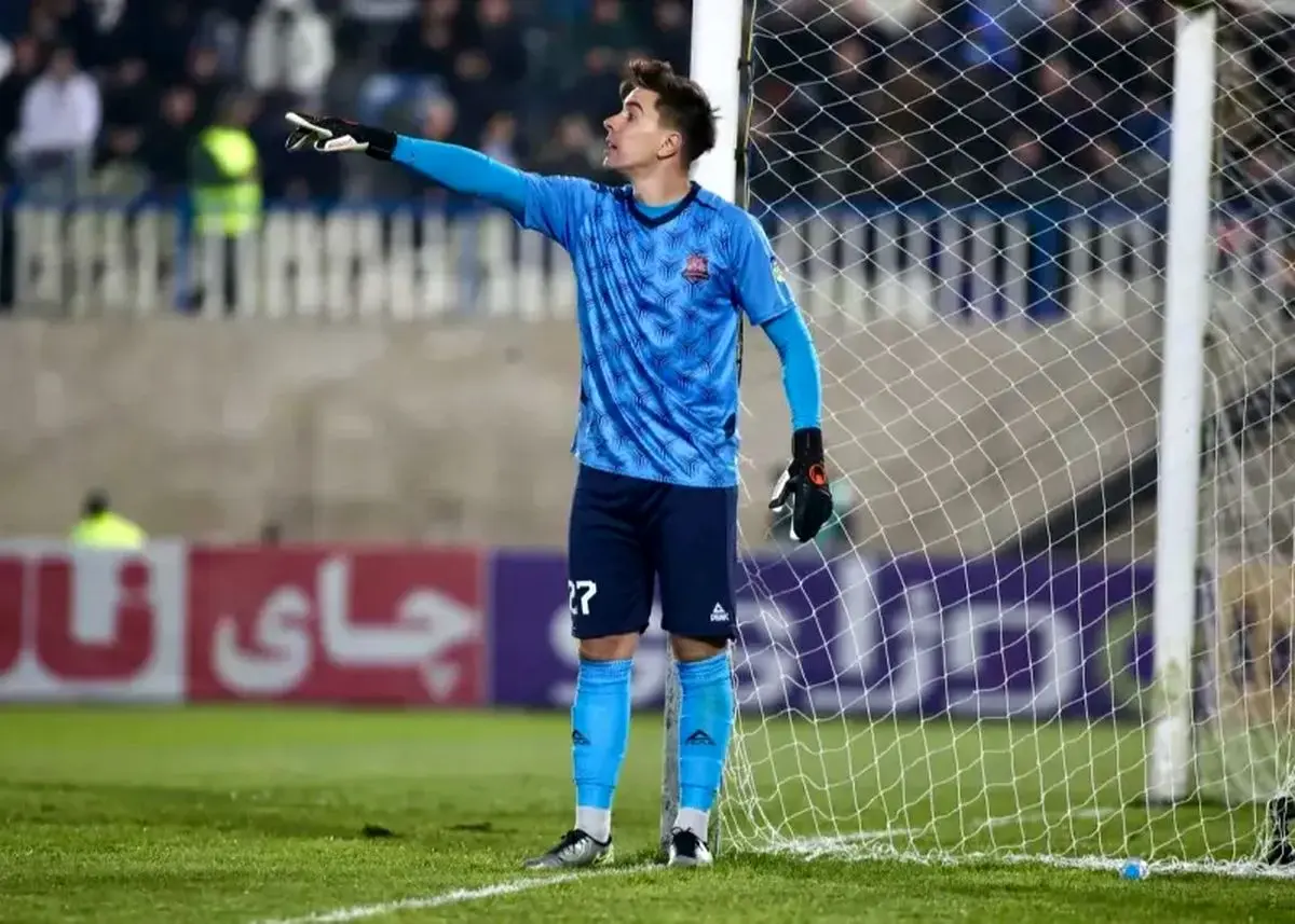 مورد عجیب لوآن پولی؛ پاس گل به حریف و اخراج!