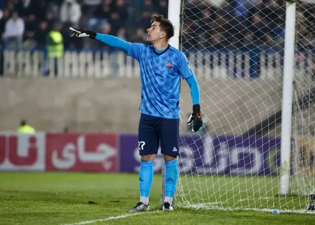مورد عجیب لوآن پولی؛ پاس گل به حریف و اخراج!