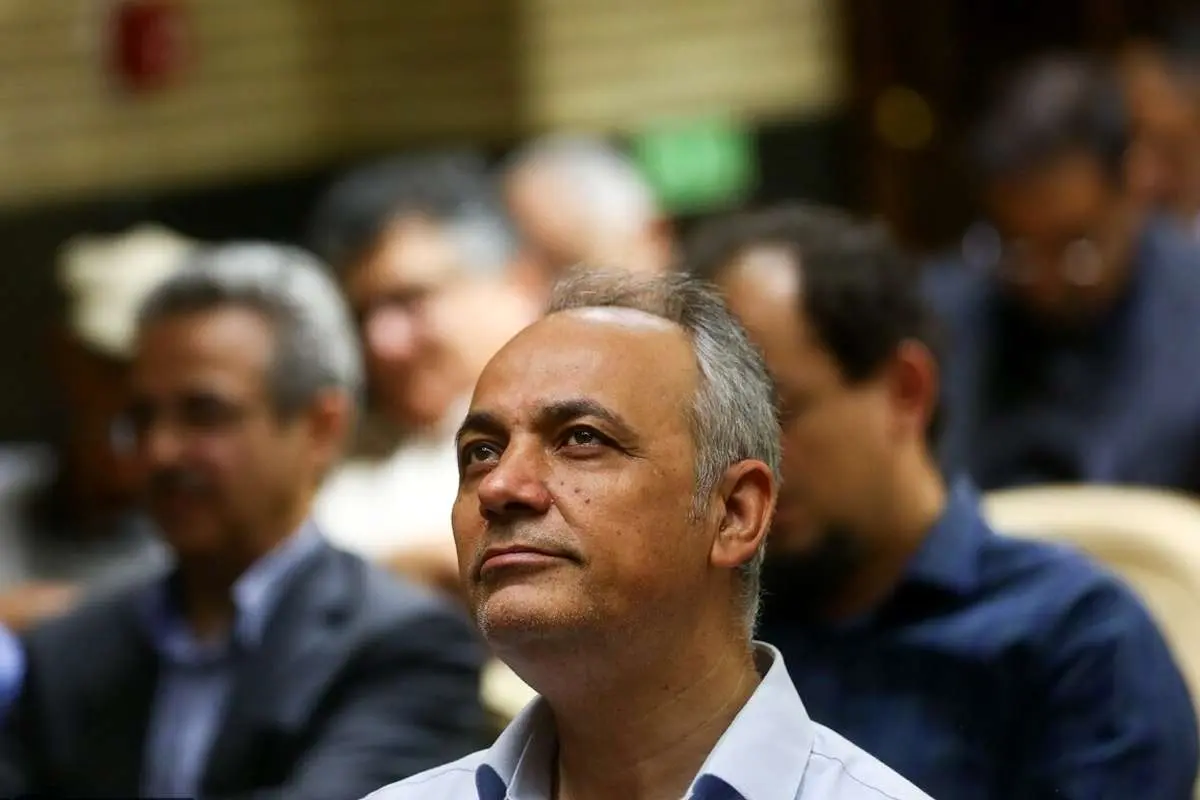 هشدار زیدآبادی به مسئولان؛ کشور با «فشردگی خارقالعادۀ زمان» روبروست