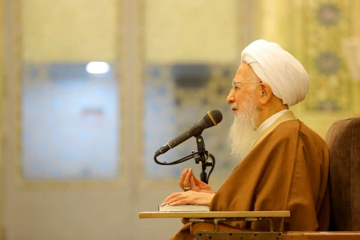 پسلرزه تجمع در برابر خانه آیتالله جوادی آملی؛ خود را مسلمانتر از این مرجع تقلید میدانید؟